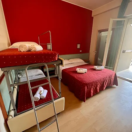 Tina Hotel 2*
