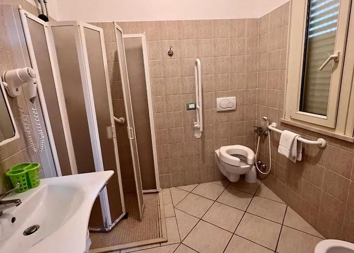 Tina Easy Only 酒店