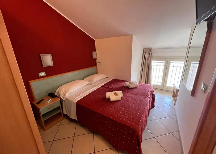 Tina Easy Only 酒店