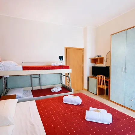 Szálloda Hotel Villa Tina Easy Stay B&B 2*